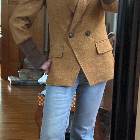 Veronica Beard Bayard Dickey Jacket
Size 4
Excellent condition - Picture 6 of 7